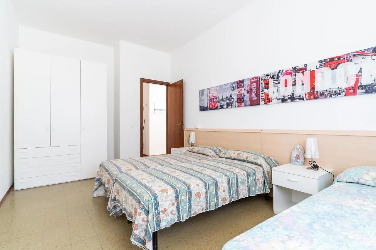 Appartamento Benelux Lido di Jesolo 0*,